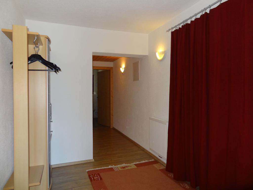 ロイタシュLandhaus Rauthアパートメント 部屋 写真